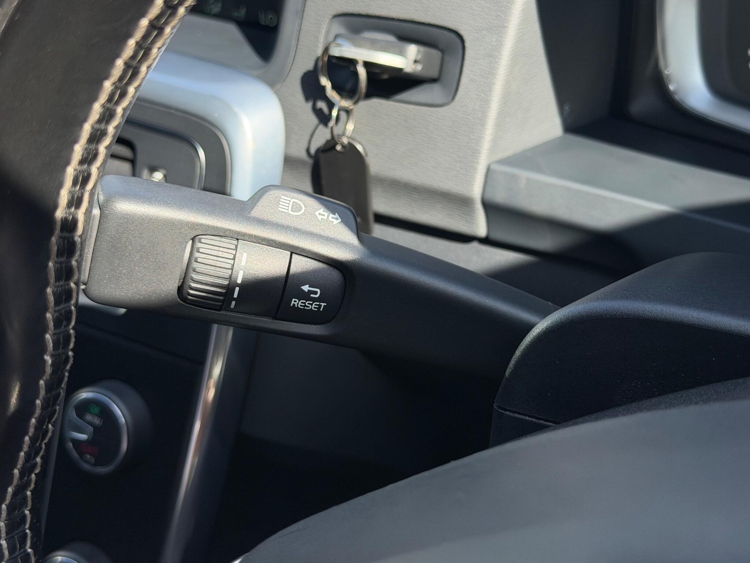 Used Volvo V60 2016 for sale - 78171036: Photo 30