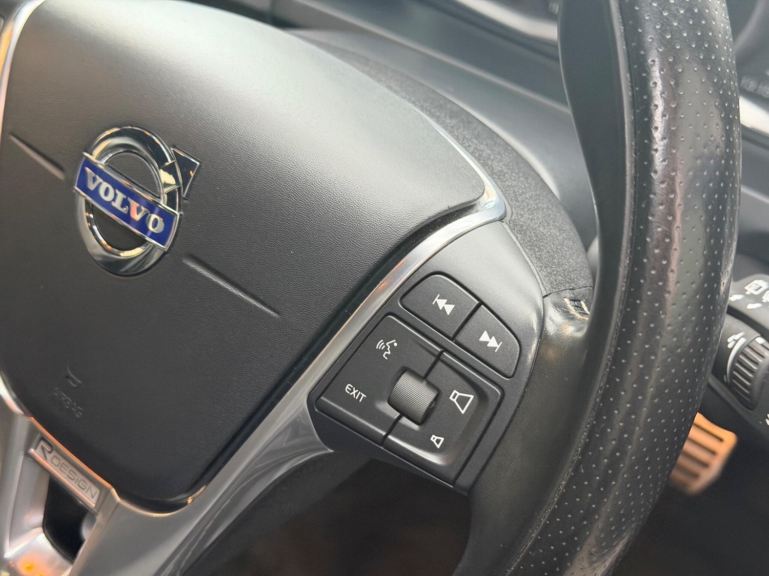 Used Volvo V60 2016 for sale - 78171036: Photo 33