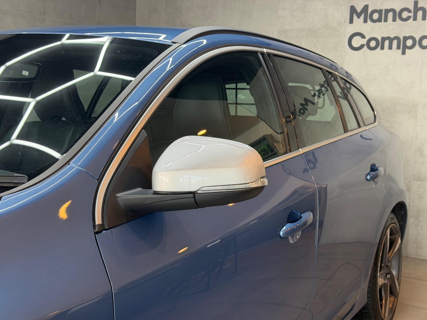 Used Volvo V60 2016 for sale - 78171036: Photo 44