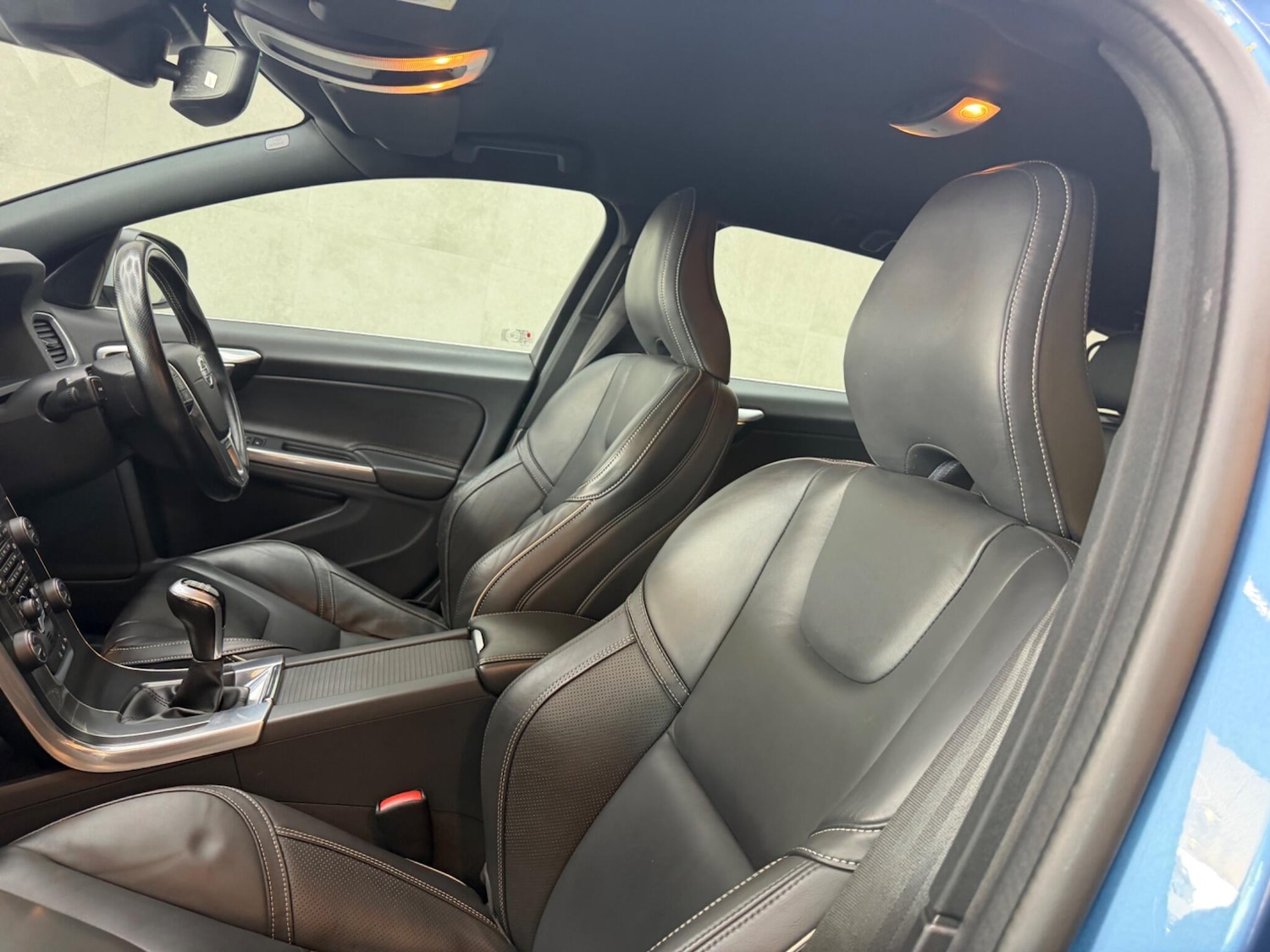 Used Volvo V60 2016 for sale - 78171036: Photo 47