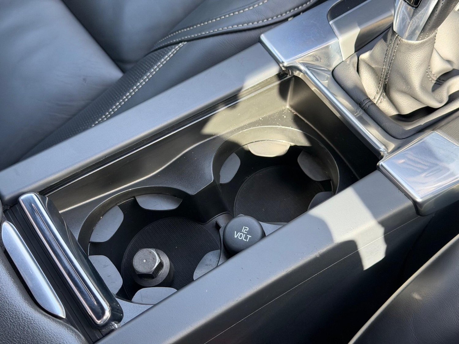 Used Volvo V60 2016 for sale - 78171036: Photo 54