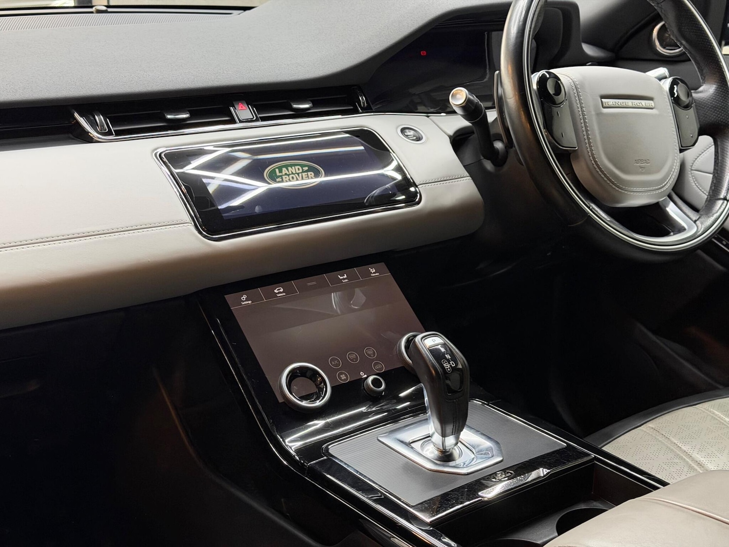 Used Land Rover Range Rover Evoque 2020 for sale - 77633602: Photo 12