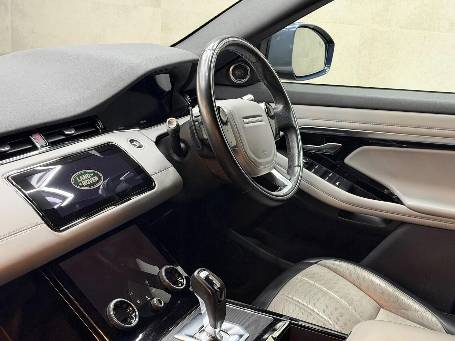 Used Land Rover Range Rover Evoque 2020 for sale - 77633602: Photo 15