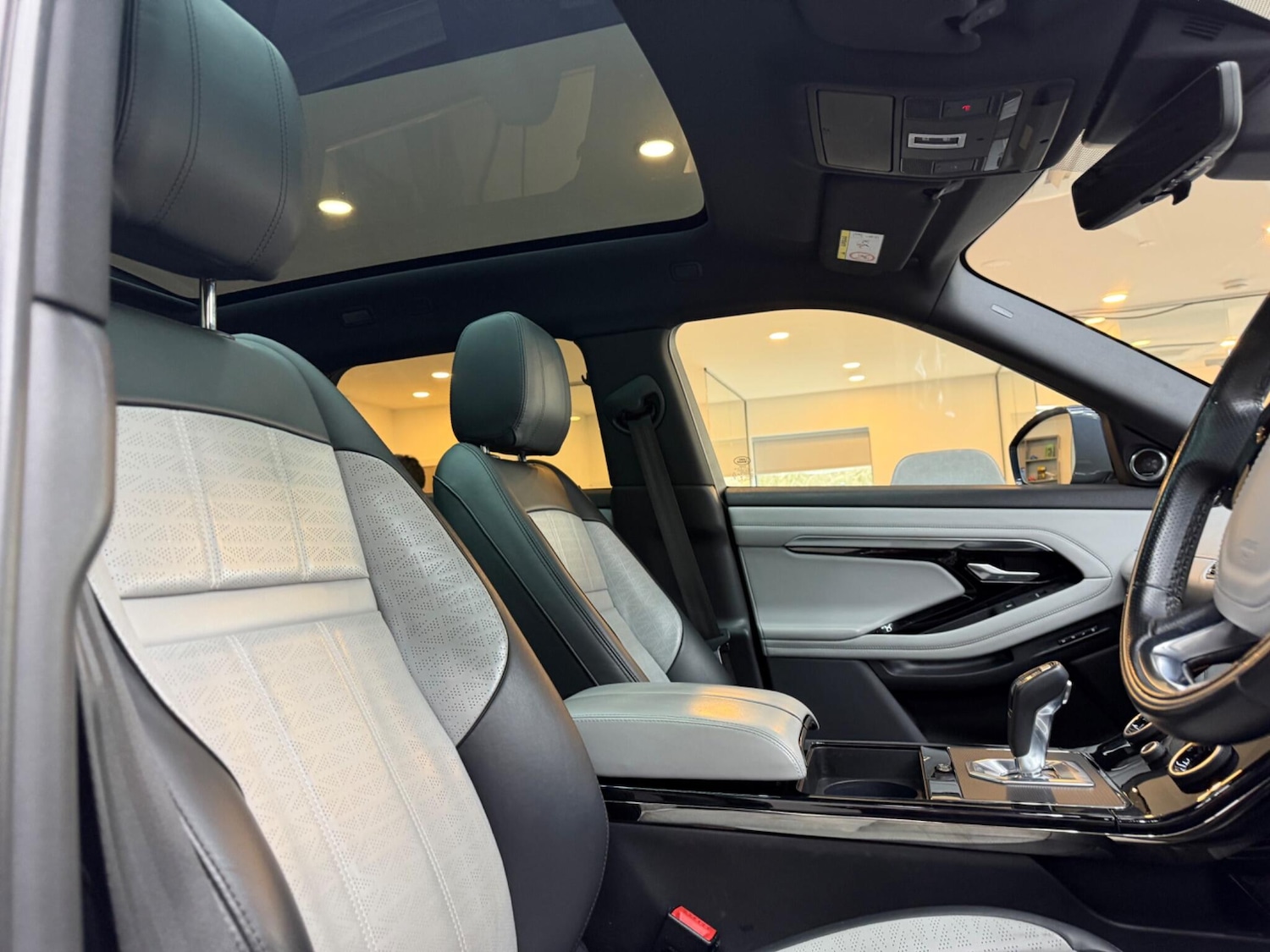 Used Land Rover Range Rover Evoque 2020 for sale - 77633602: Photo 18