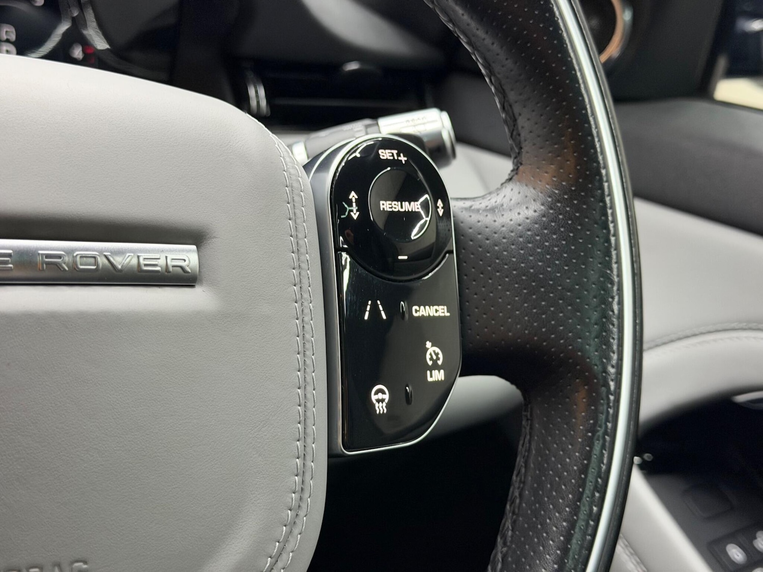 Used Land Rover Range Rover Evoque 2020 for sale - 77633602: Photo 27