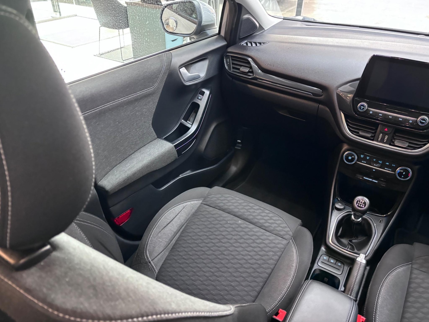 Vehicle 29