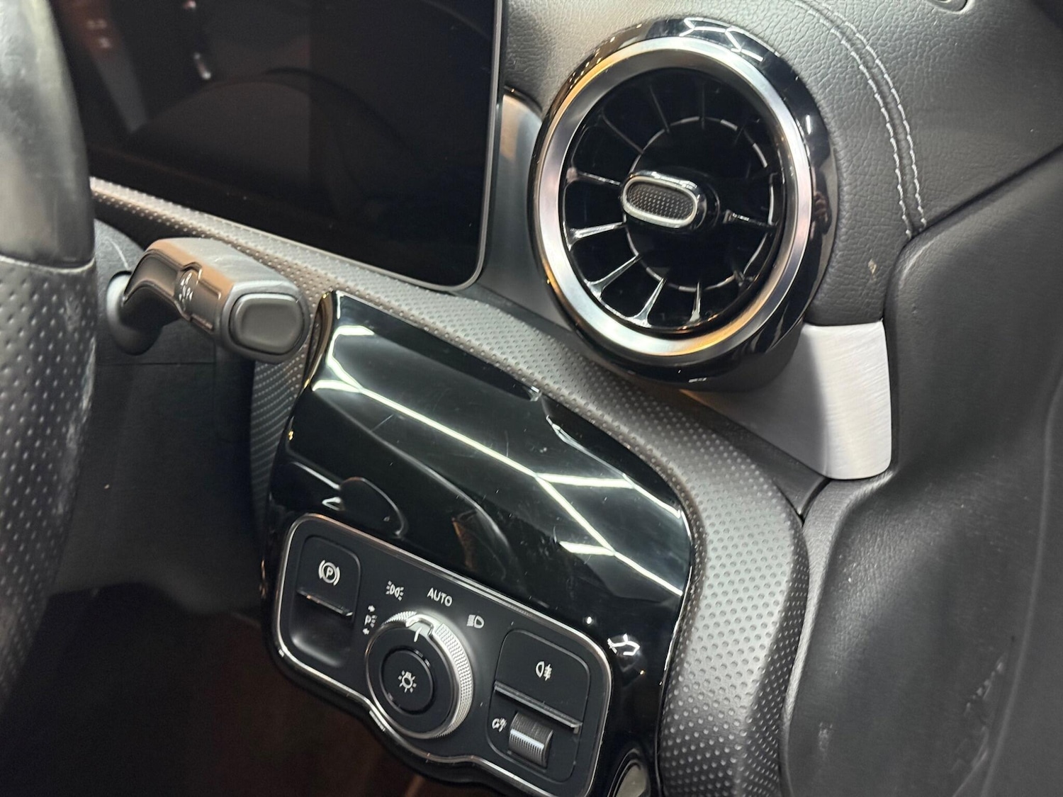 Used Mercedes-Benz CLA 2019 for sale - 77016106: Photo 37