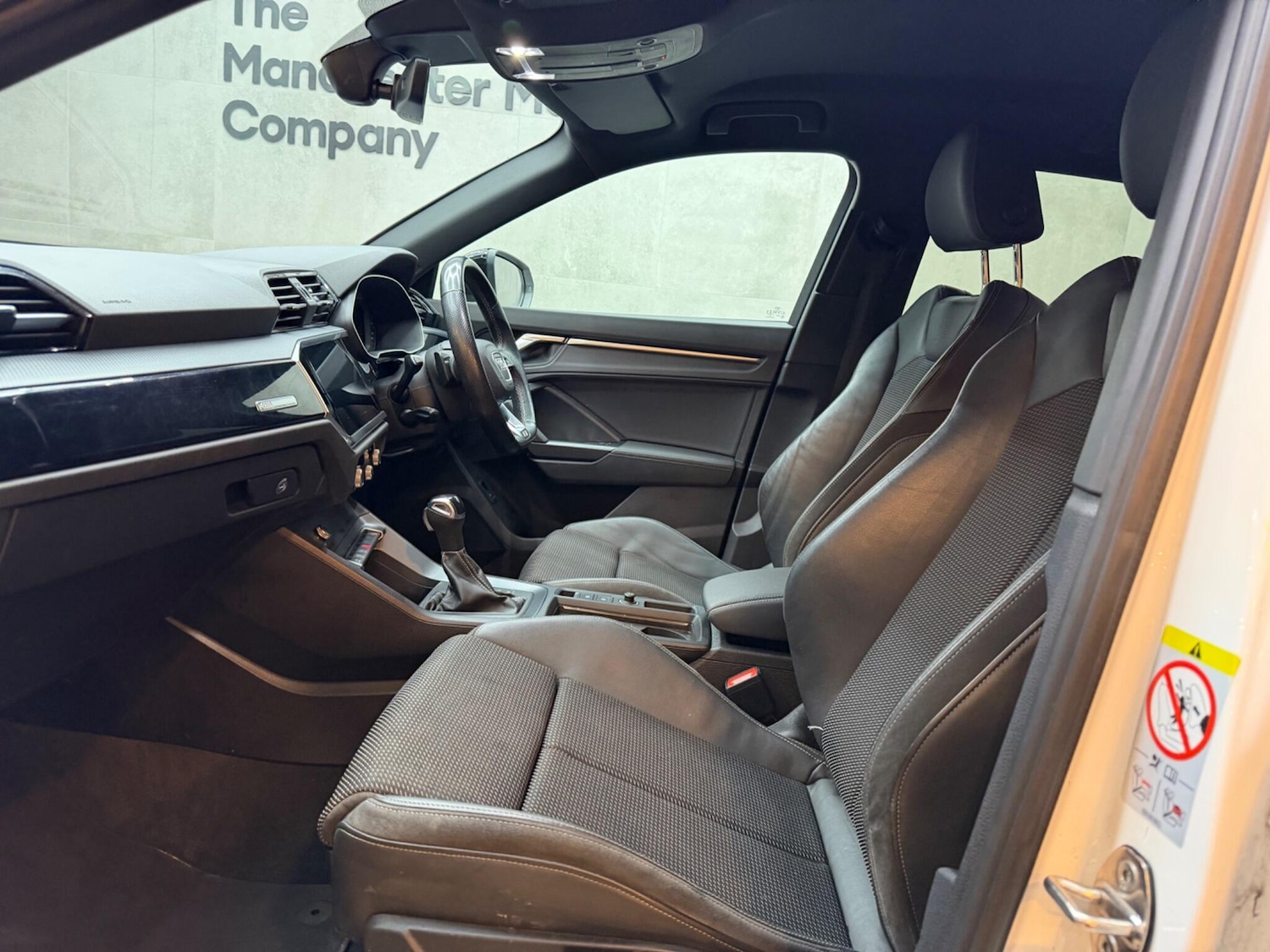 Used Audi Q3 2022 for sale - 77015632: Photo 32