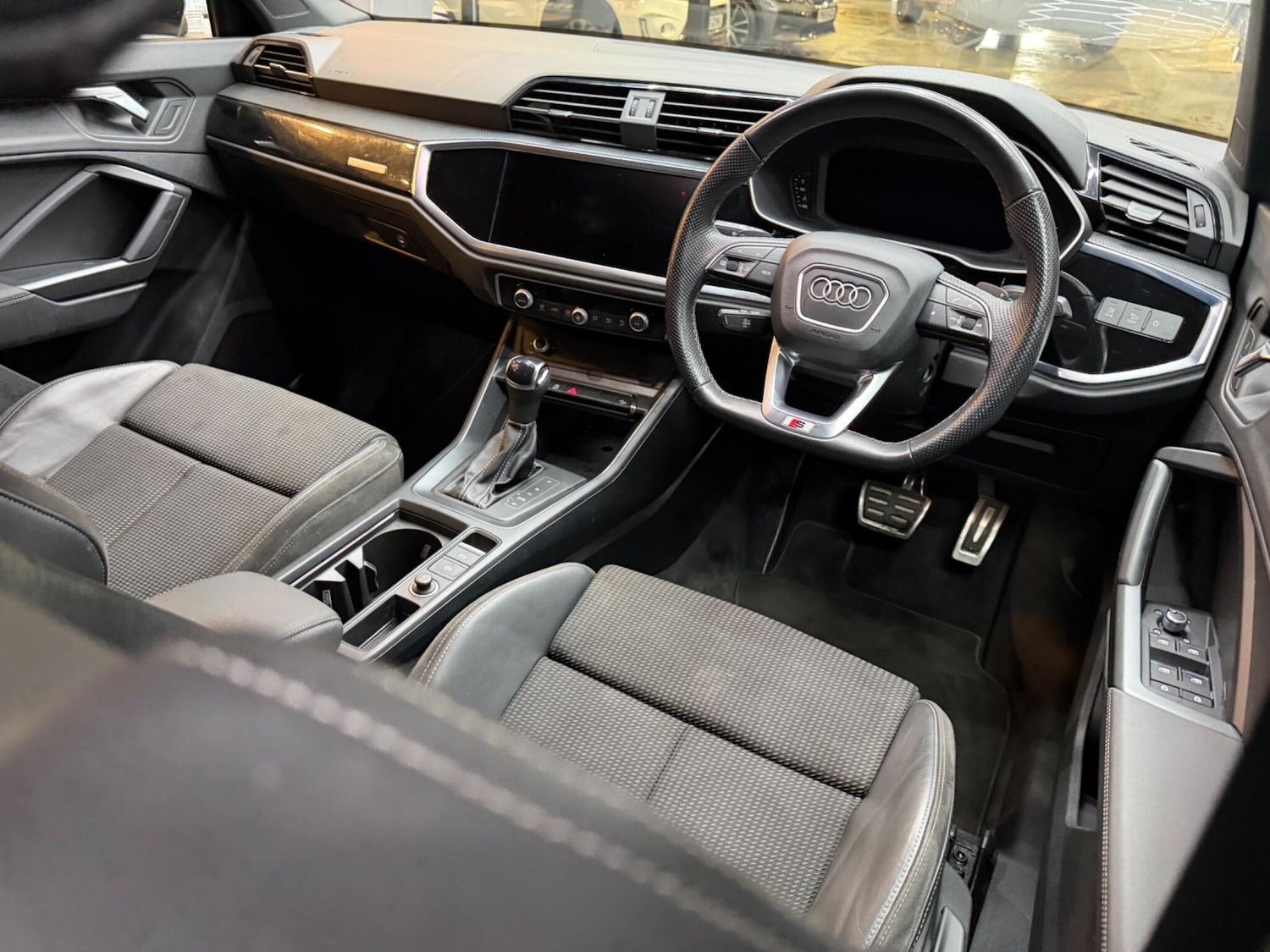 Used Audi Q3 2022 for sale - 77015632: Photo 39