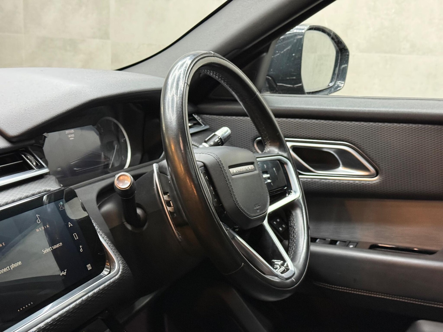 Used Land Rover Range Rover Velar 2021 for sale - 76742716: Photo 10