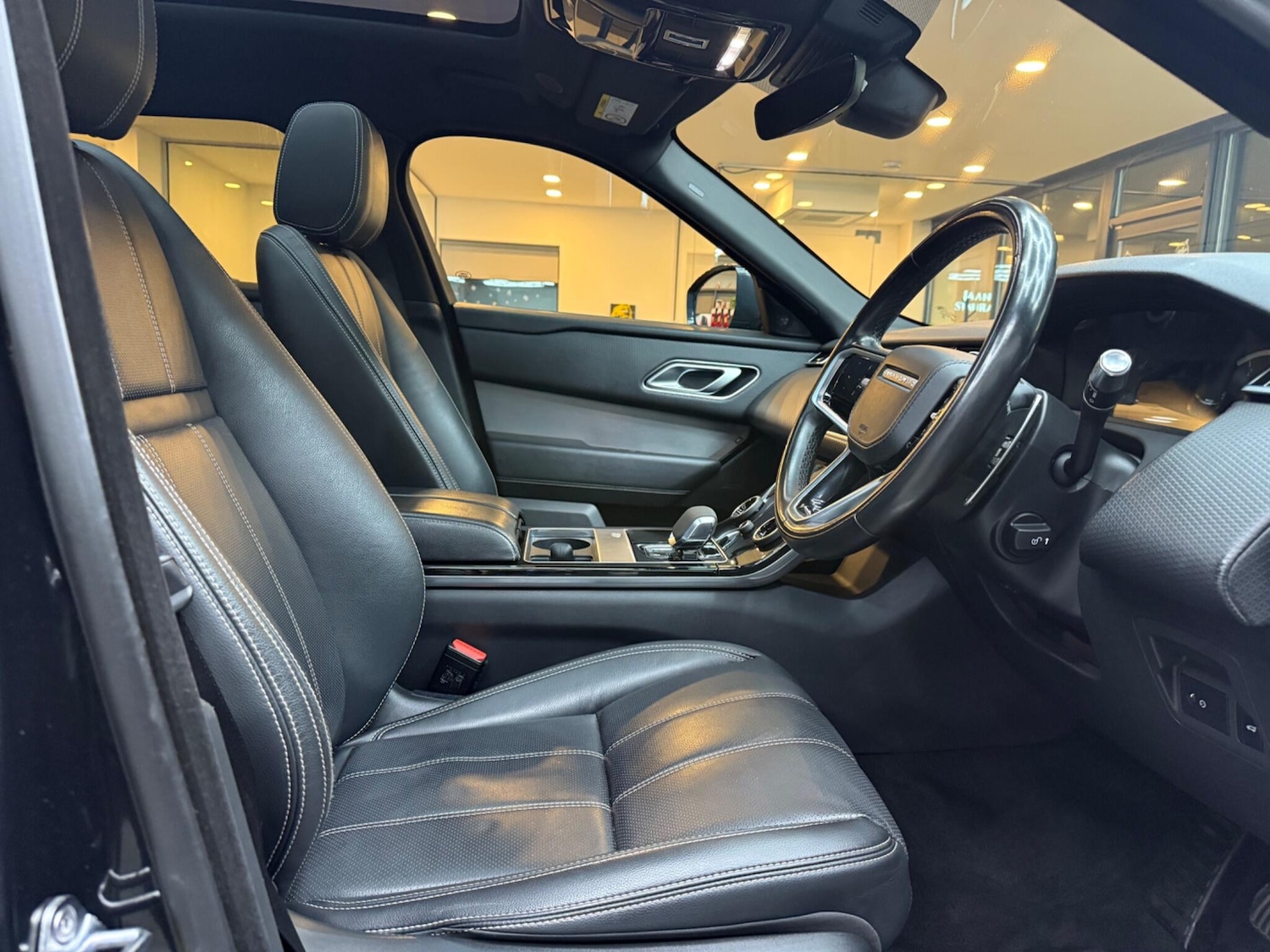 Used Land Rover Range Rover Velar 2021 for sale - 76742716: Photo 13