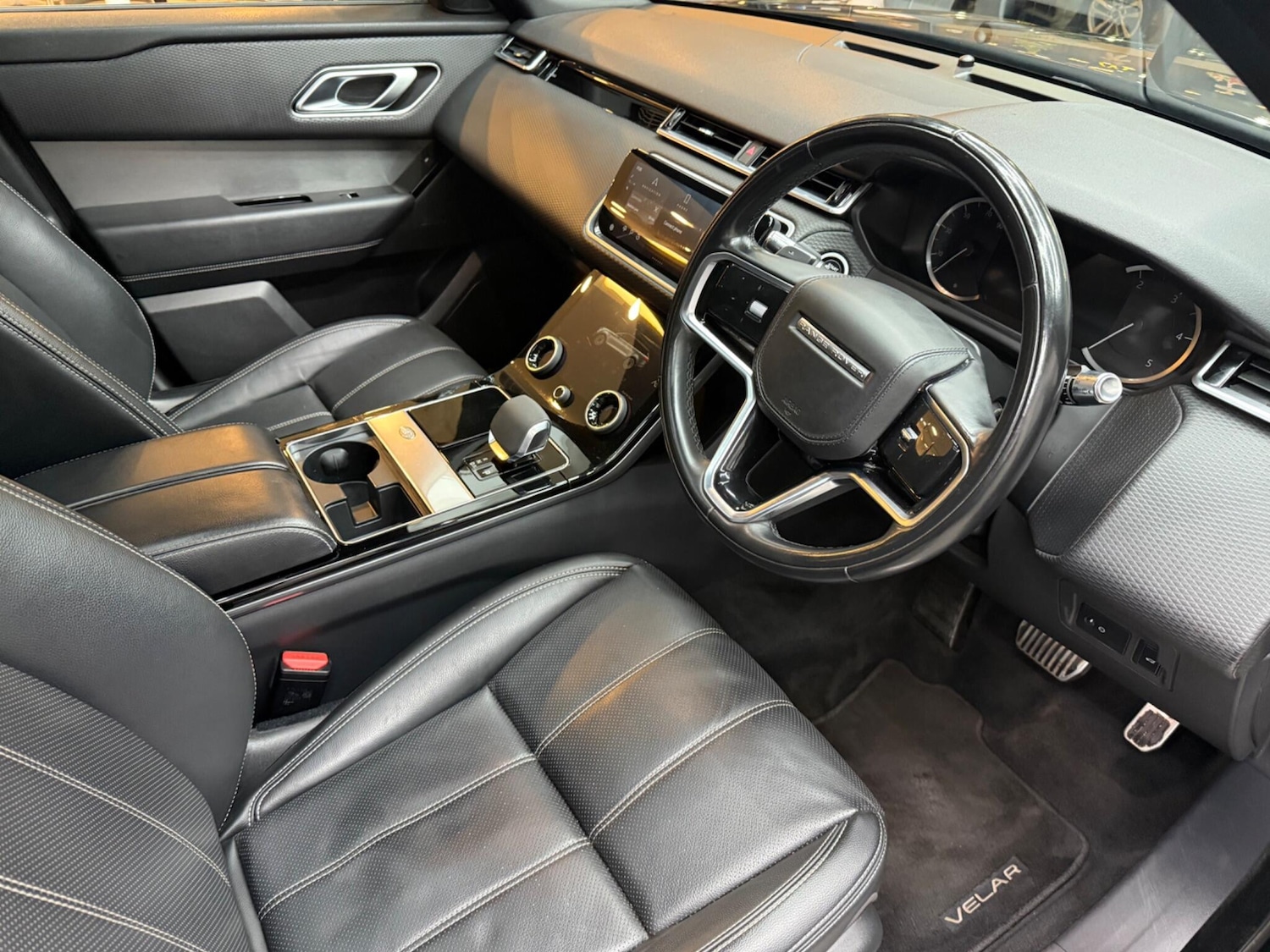Used Land Rover Range Rover Velar 2021 for sale - 76742716: Photo 14