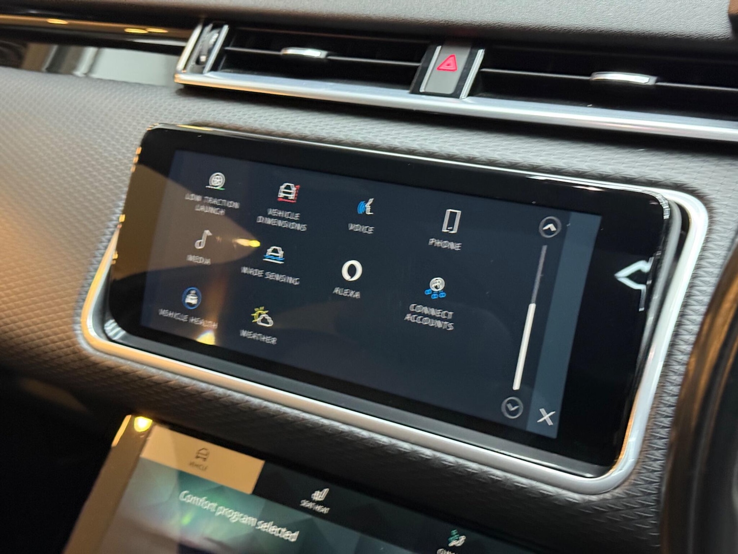 Used Land Rover Range Rover Velar 2021 for sale - 76742716: Photo 22