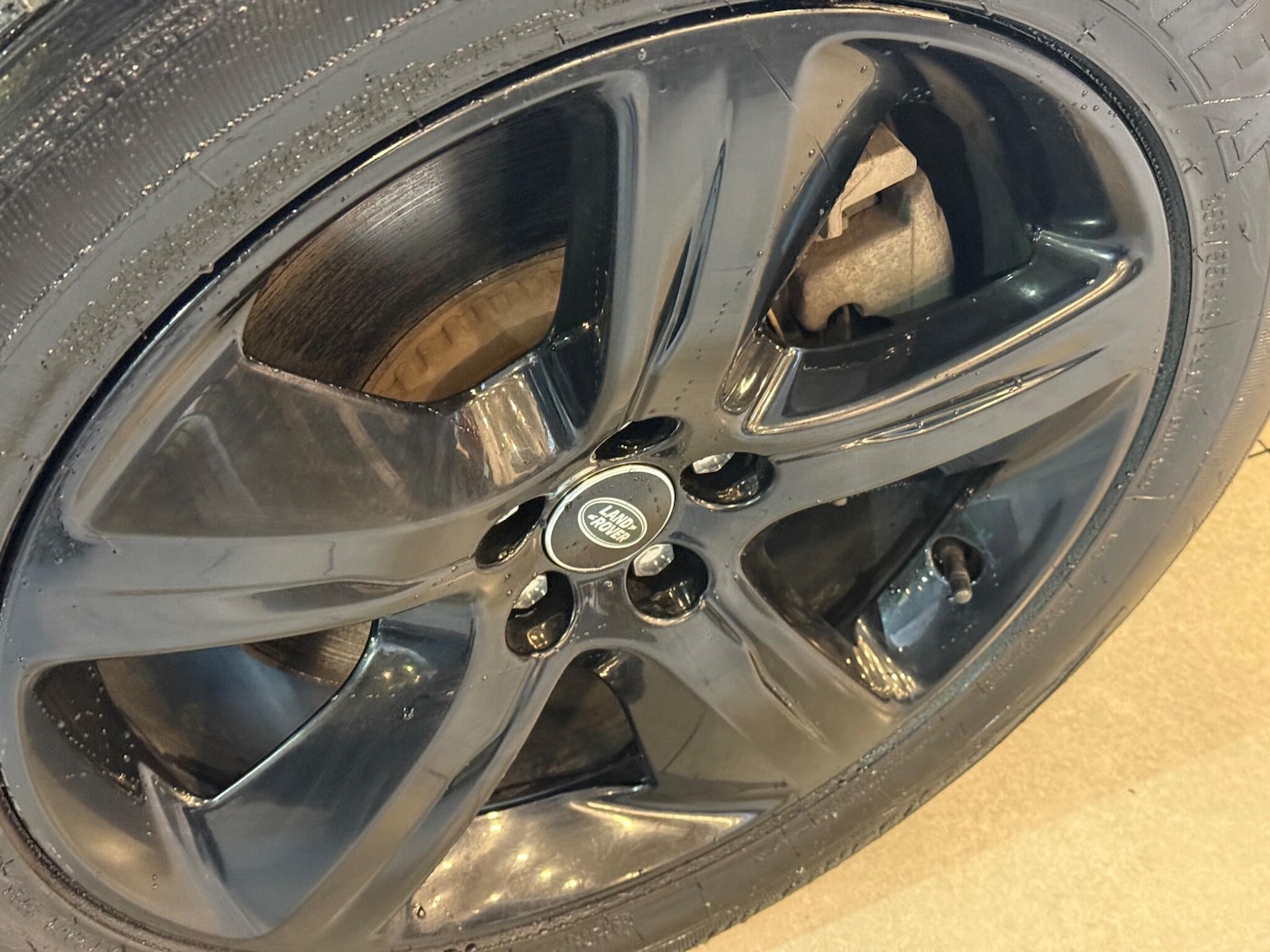 Used Land Rover Range Rover Velar 2021 for sale - 76742716: Photo 31