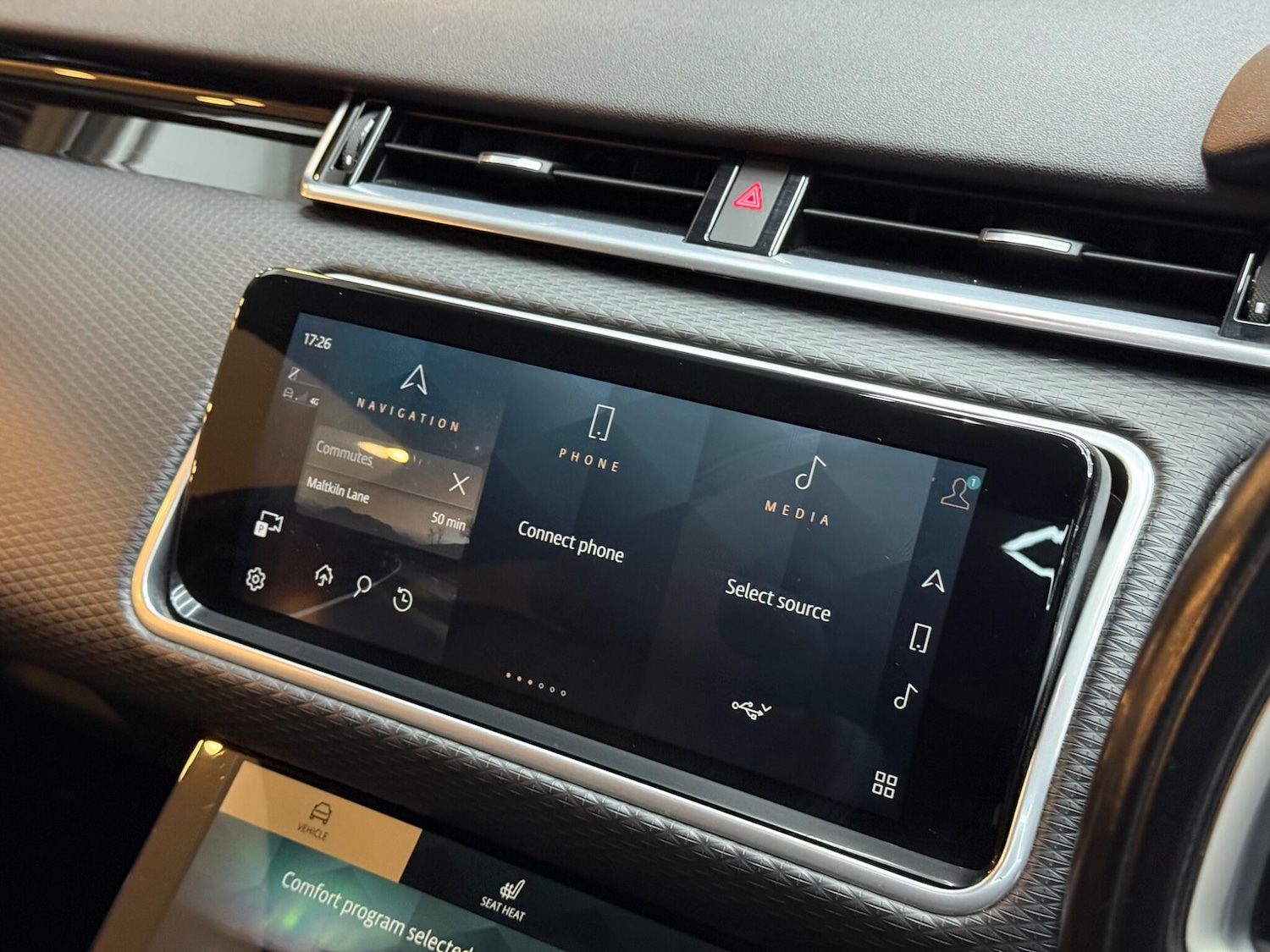 Used Land Rover Range Rover Velar 2021 for sale - 76742716: Photo 36