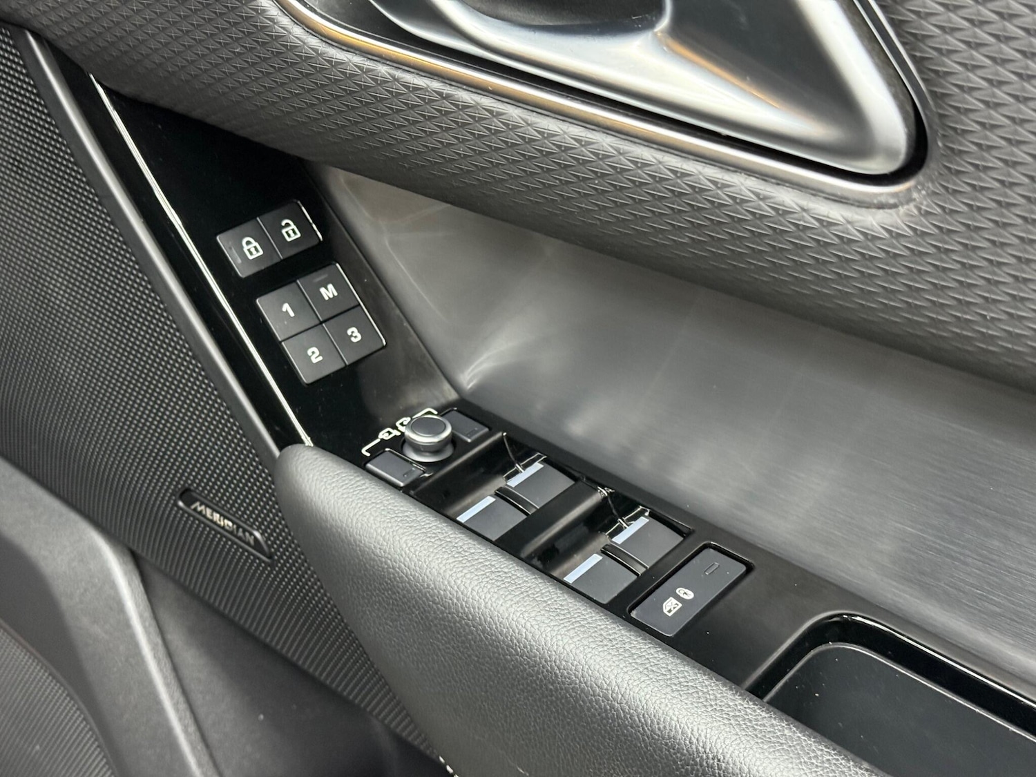 Used Land Rover Range Rover Velar 2021 for sale - 76742716: Photo 54