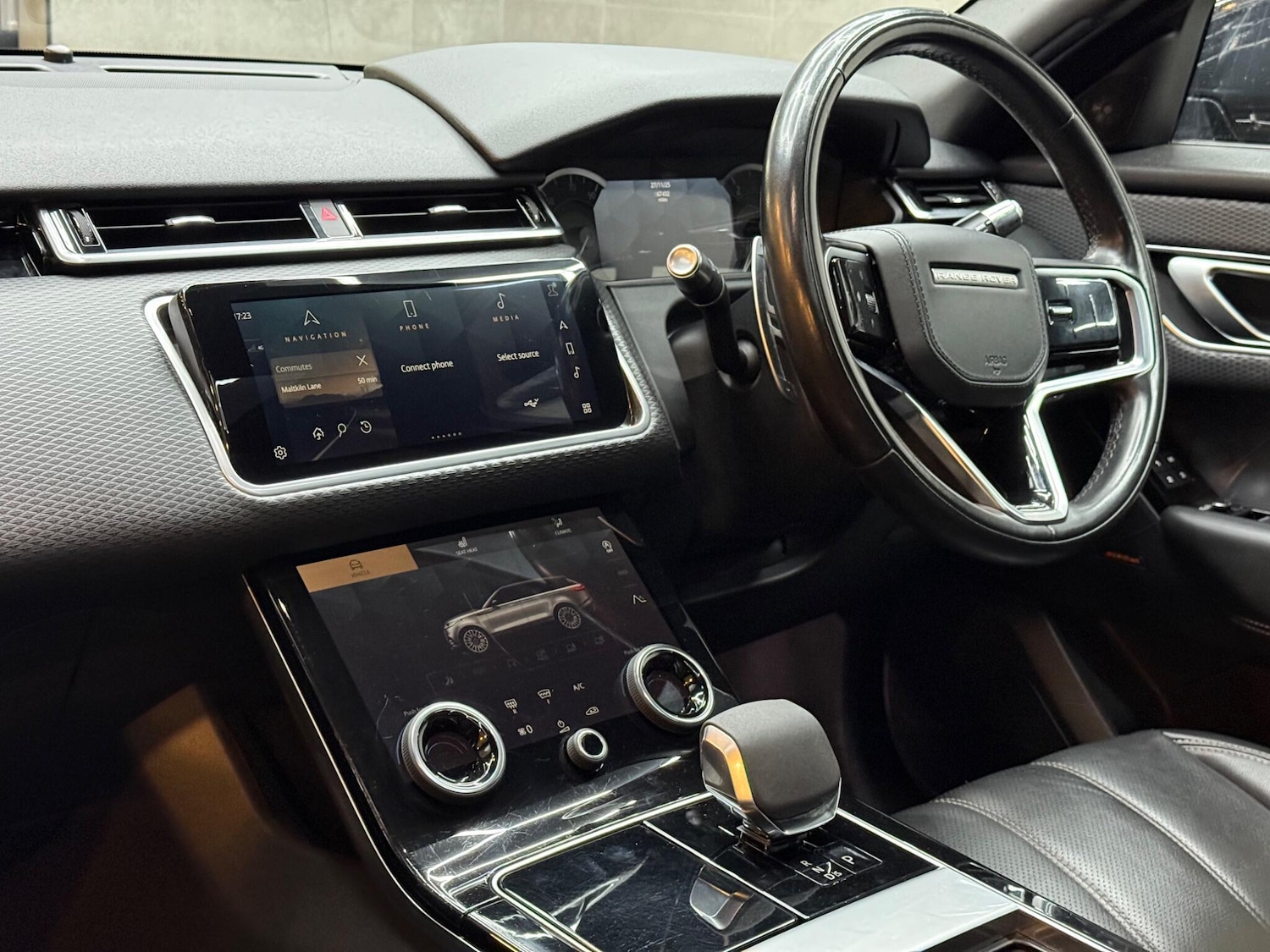 Used Land Rover Range Rover Velar 2021 for sale - 76742716: Photo 7