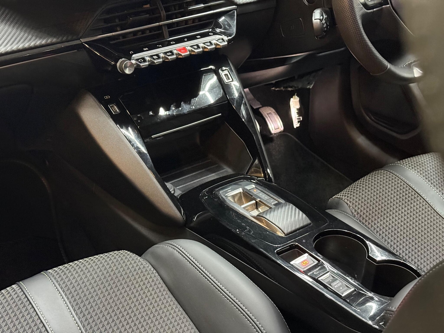 Used Peugeot 208 2023 for sale - 76607314: Photo 6