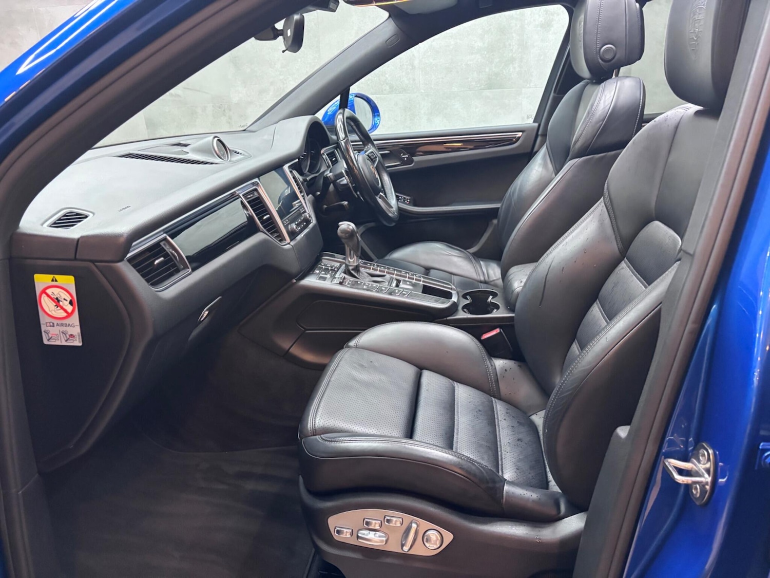 Used Porsche Macan 2016 for sale - 76336177: Photo 30