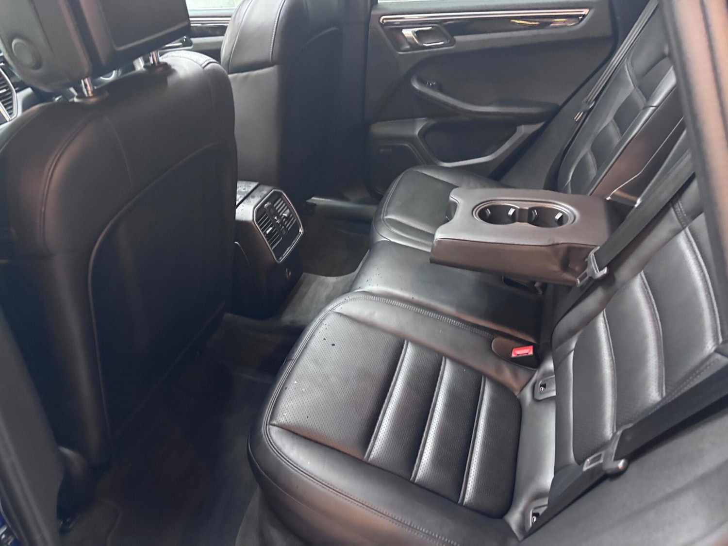 Used Porsche Macan 2016 for sale - 76336177: Photo 31