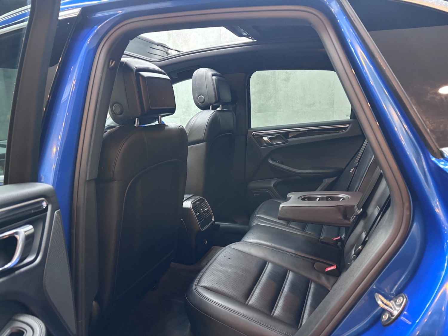 Used Porsche Macan 2016 for sale - 76336177: Photo 33