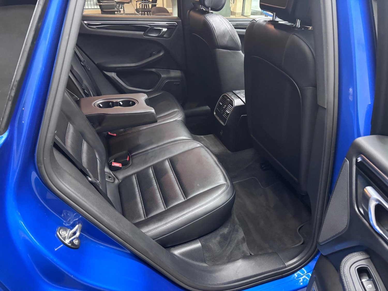 Used Porsche Macan 2016 for sale - 76336177: Photo 34