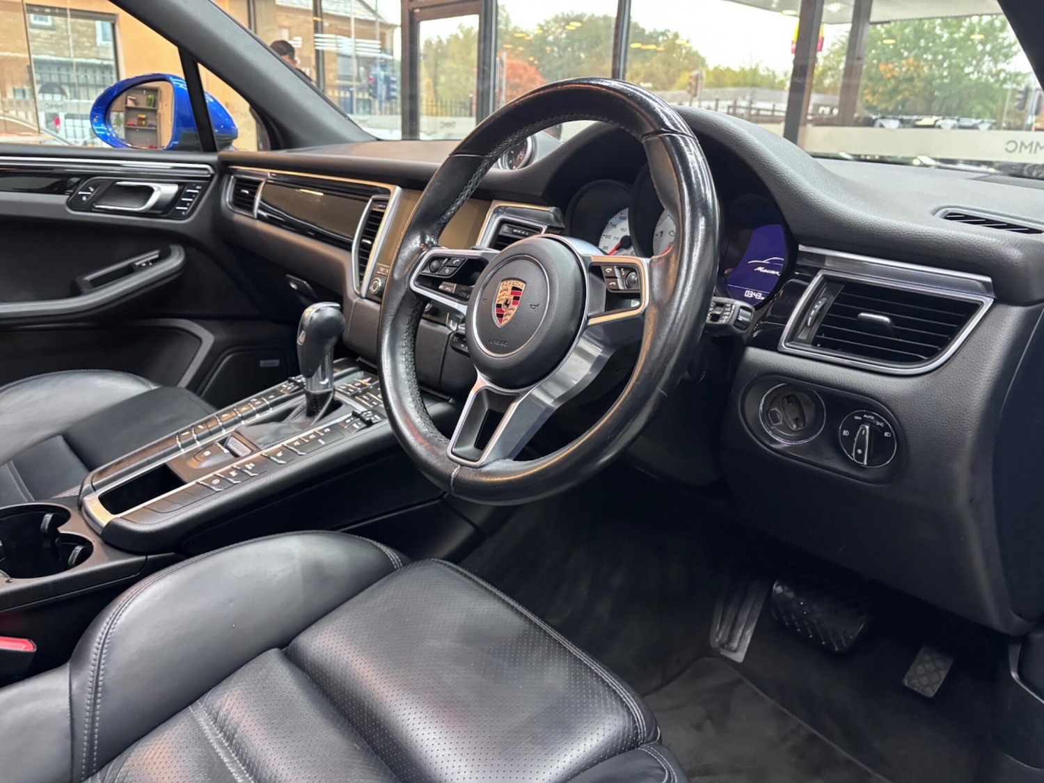 Used Porsche Macan 2016 for sale - 76336177: Photo 47