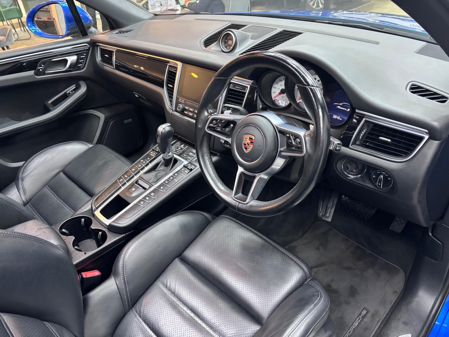 Used Porsche Macan 2016 for sale - 76336177: Photo 48