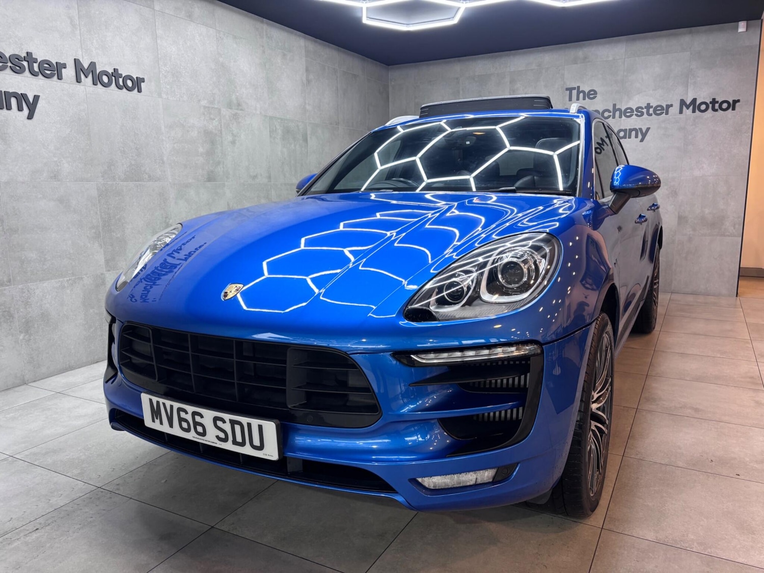 Used Porsche Macan 2016 for sale - 76336177: Photo 6
