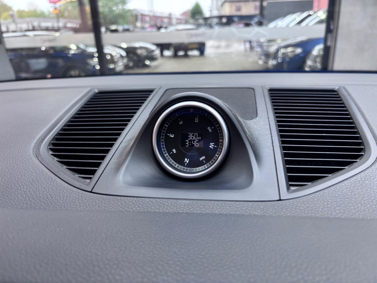 Used Porsche Macan 2016 for sale - 76336177: Photo 61