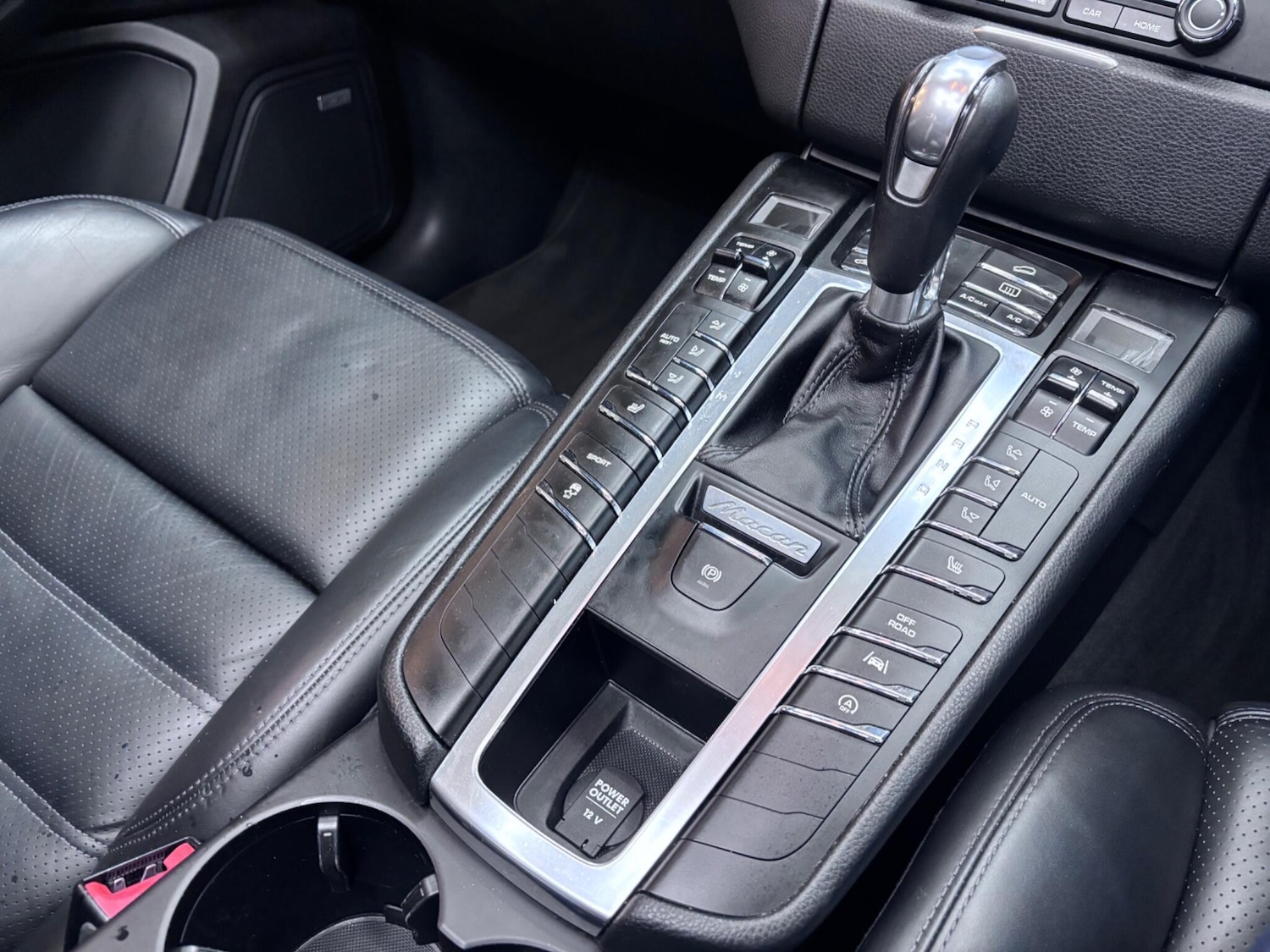 Used Porsche Macan 2016 for sale - 76336177: Photo 66