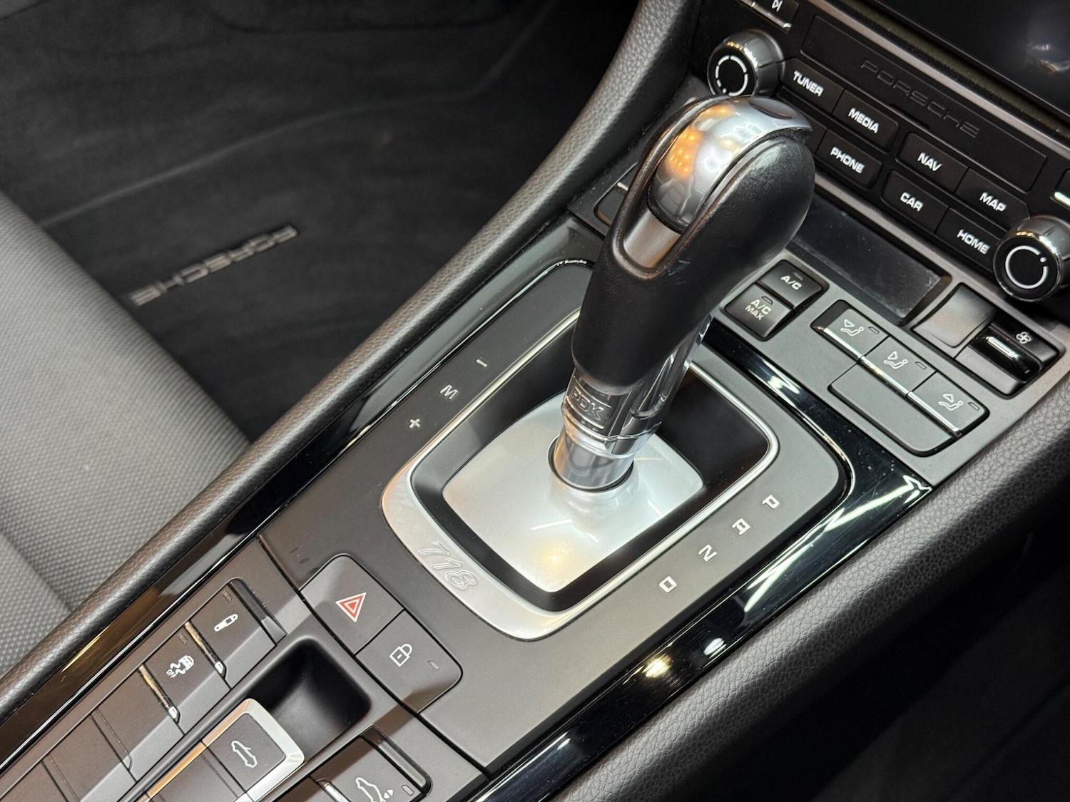 Used Porsche Boxster 2020 for sale - 76499734: Photo 15