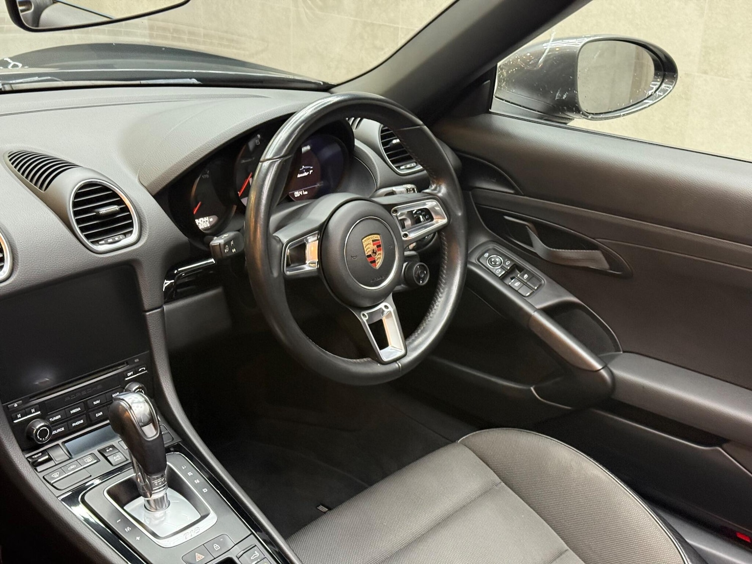 Used Porsche Boxster 2020 for sale - 76499734: Photo 18