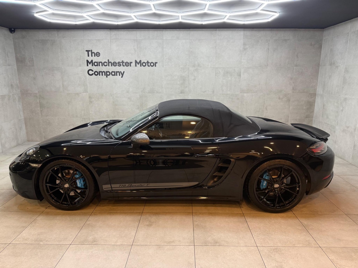 Used Porsche Boxster 2020 for sale - 76499734: Photo 2