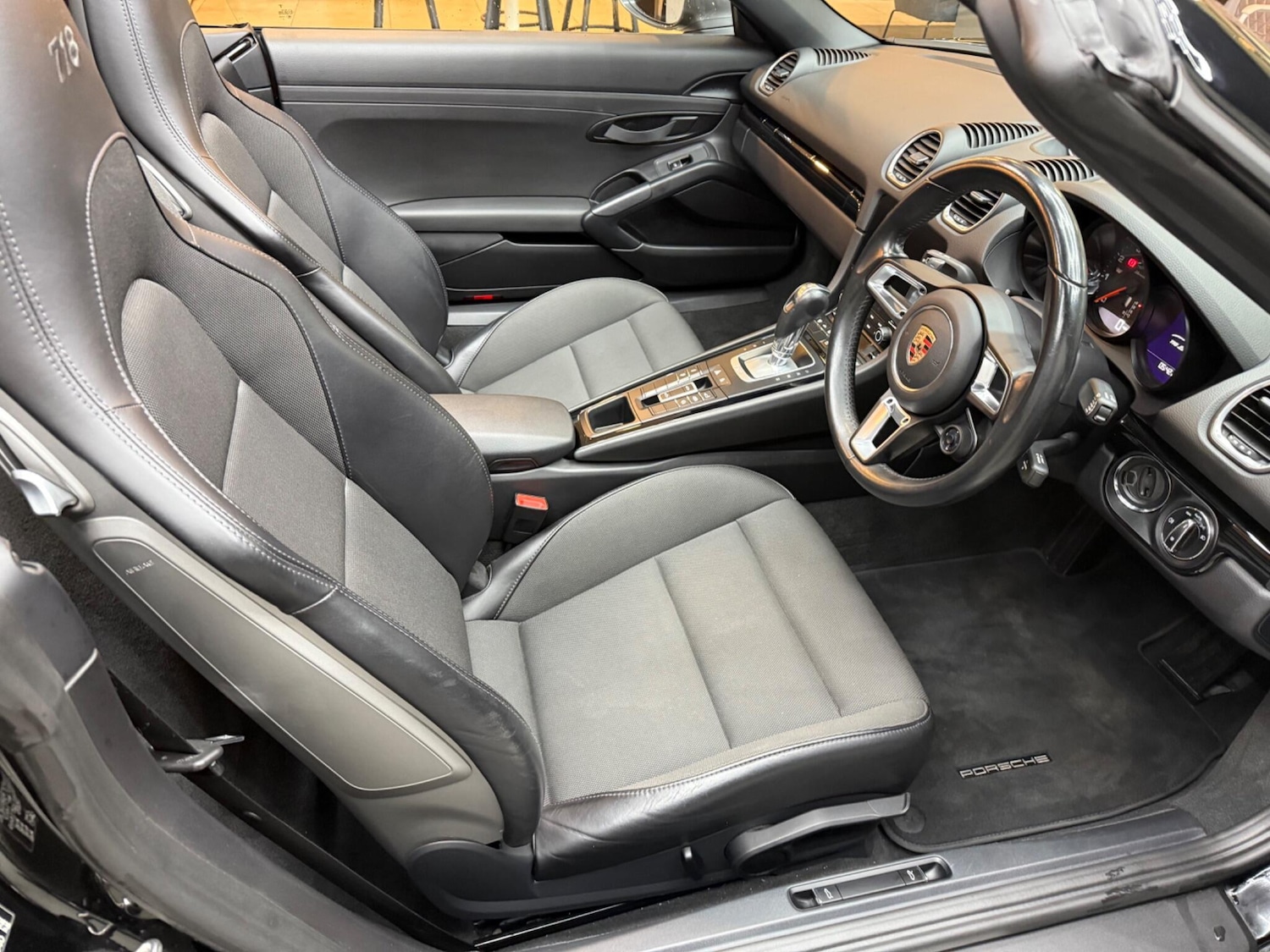 Used Porsche Boxster 2020 for sale - 76499734: Photo 21