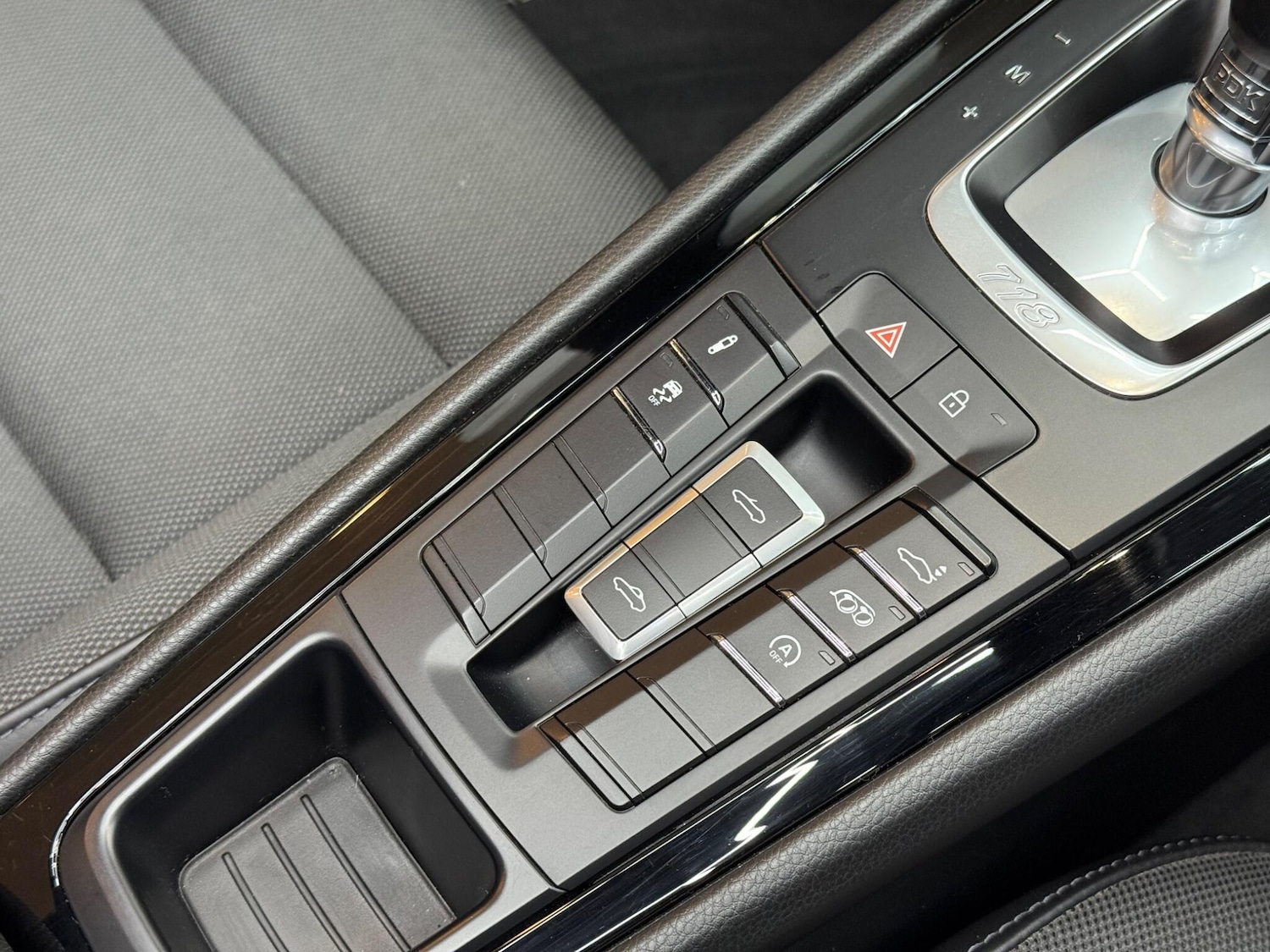 Used Porsche Boxster 2020 for sale - 76499734: Photo 27