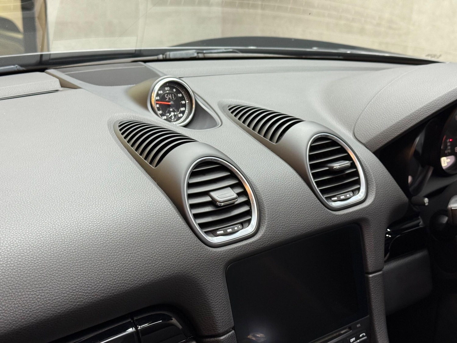 Used Porsche Boxster 2020 for sale - 76499734: Photo 30