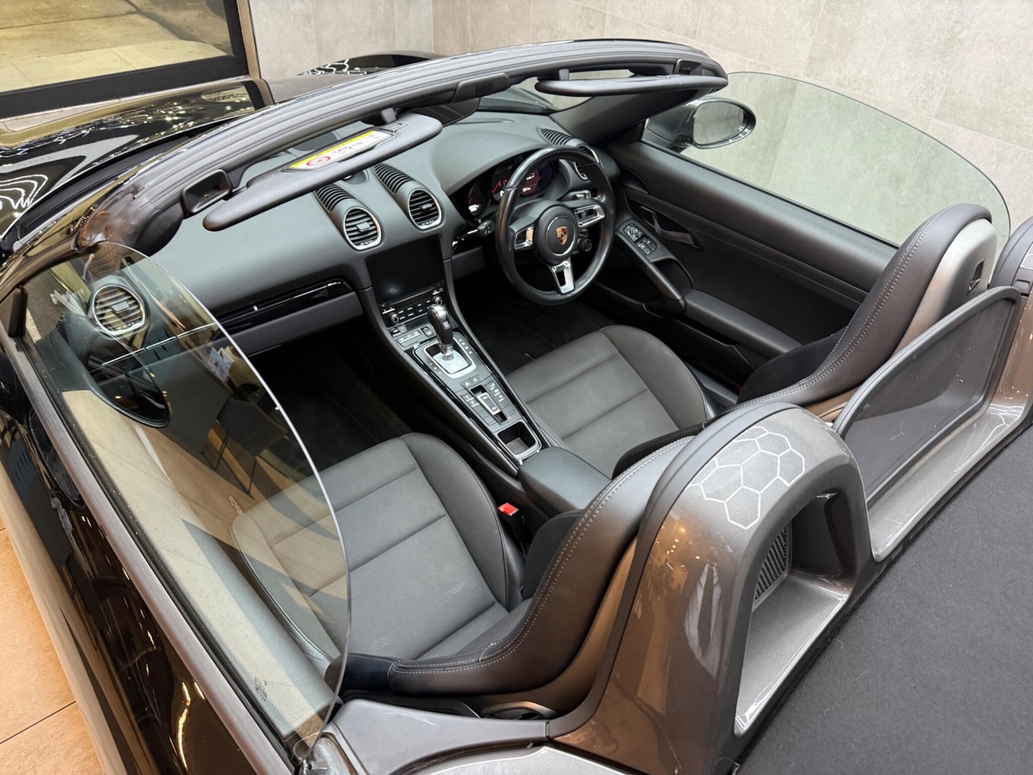 Used Porsche Boxster 2020 for sale - 76499734: Photo 45