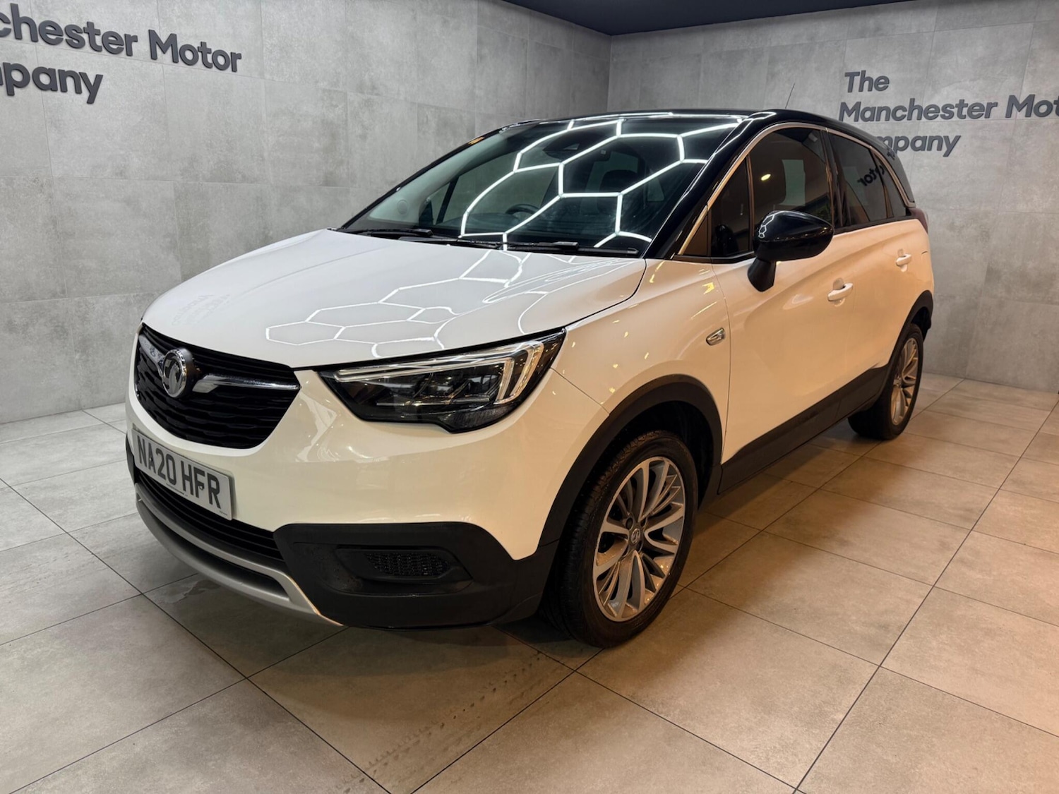 Used Vauxhall Crossland X 2020 for sale - 76644765: Photo 1