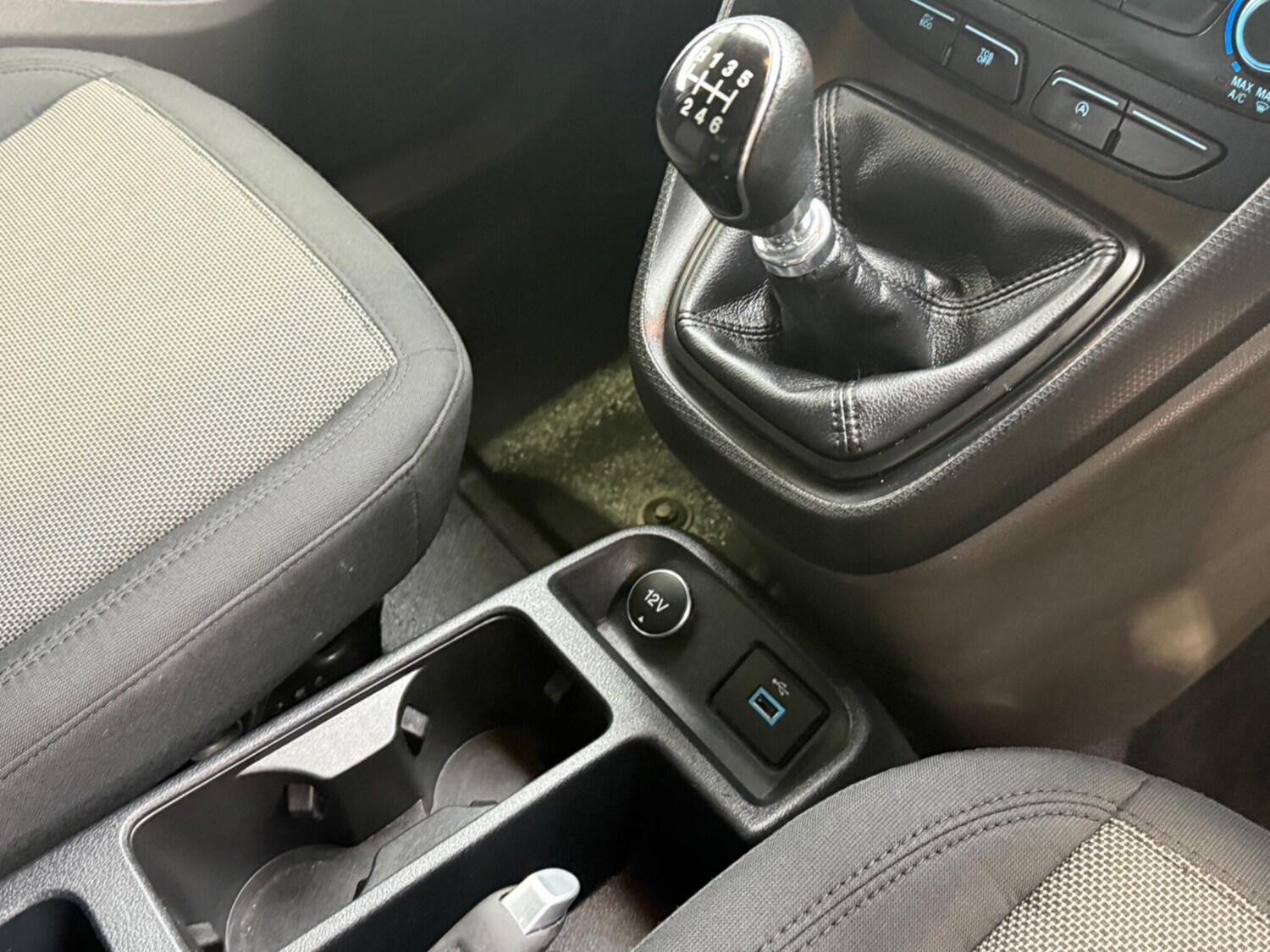 Used Ford Transit Connect 2019 for sale - 76632776: Photo 40