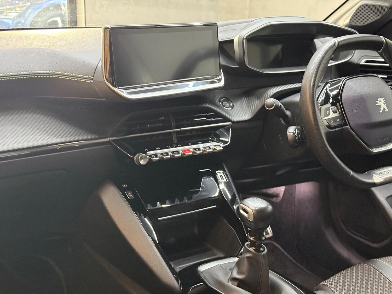 Used Peugeot 208 2023 for sale - 77021270: Photo 12