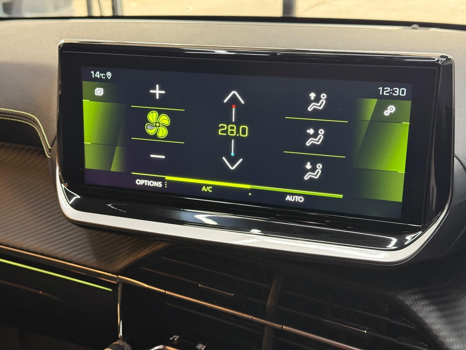 Used Peugeot 208 2023 for sale - 77021270: Photo 33