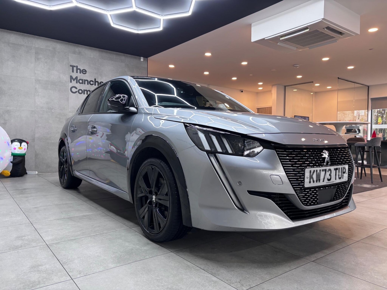 Used Peugeot 208 for sale - 77242642: Photo 2