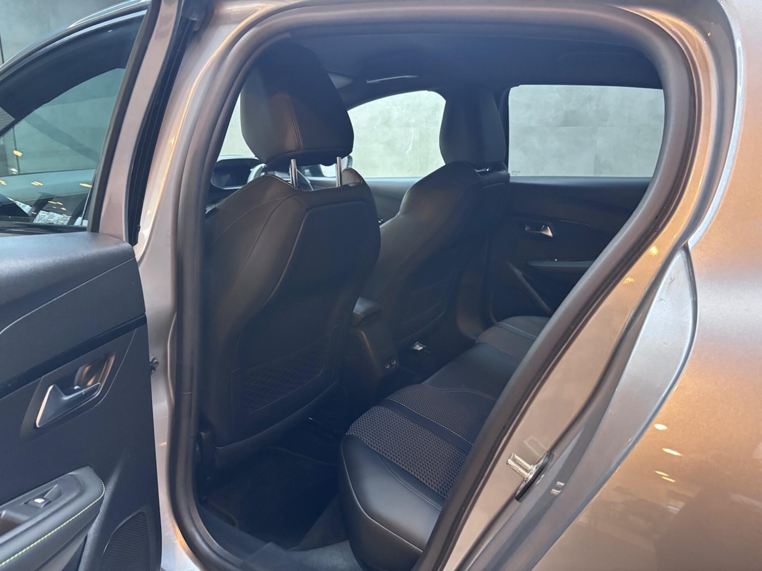 Used Peugeot 208 for sale - 77242642: Photo 30