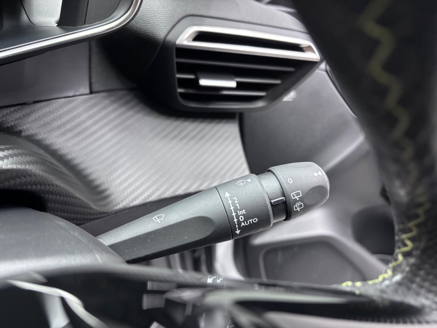 Used Peugeot 208 for sale - 77242642: Photo 70