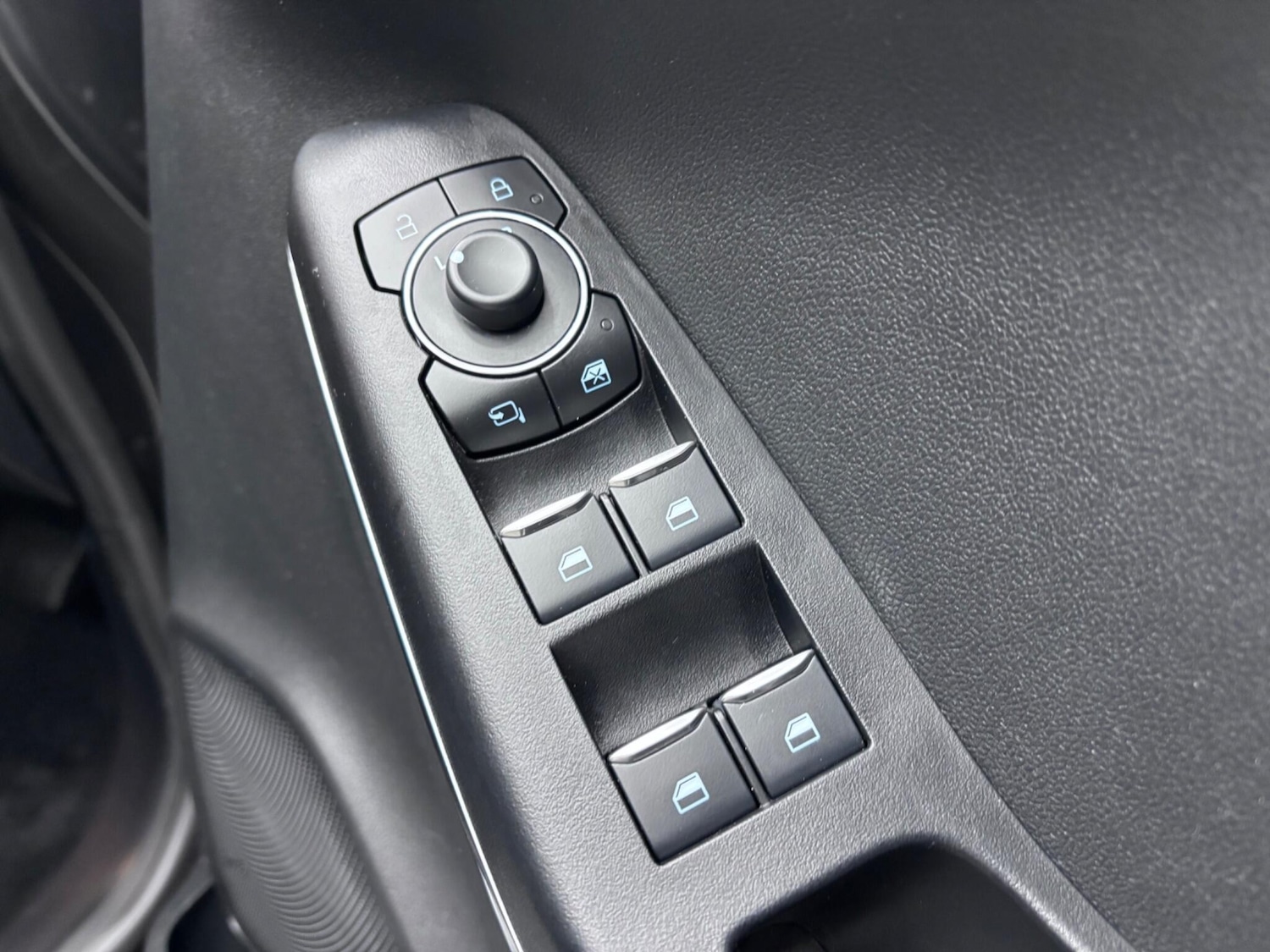 Used Ford Puma 2023 for sale - 77352043: Photo 24