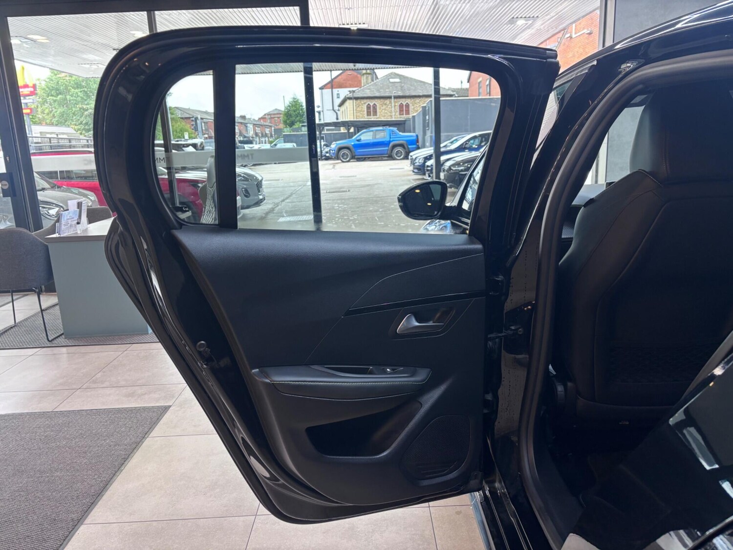 Used Peugeot 208 2023 for sale - 76381288: Photo 38