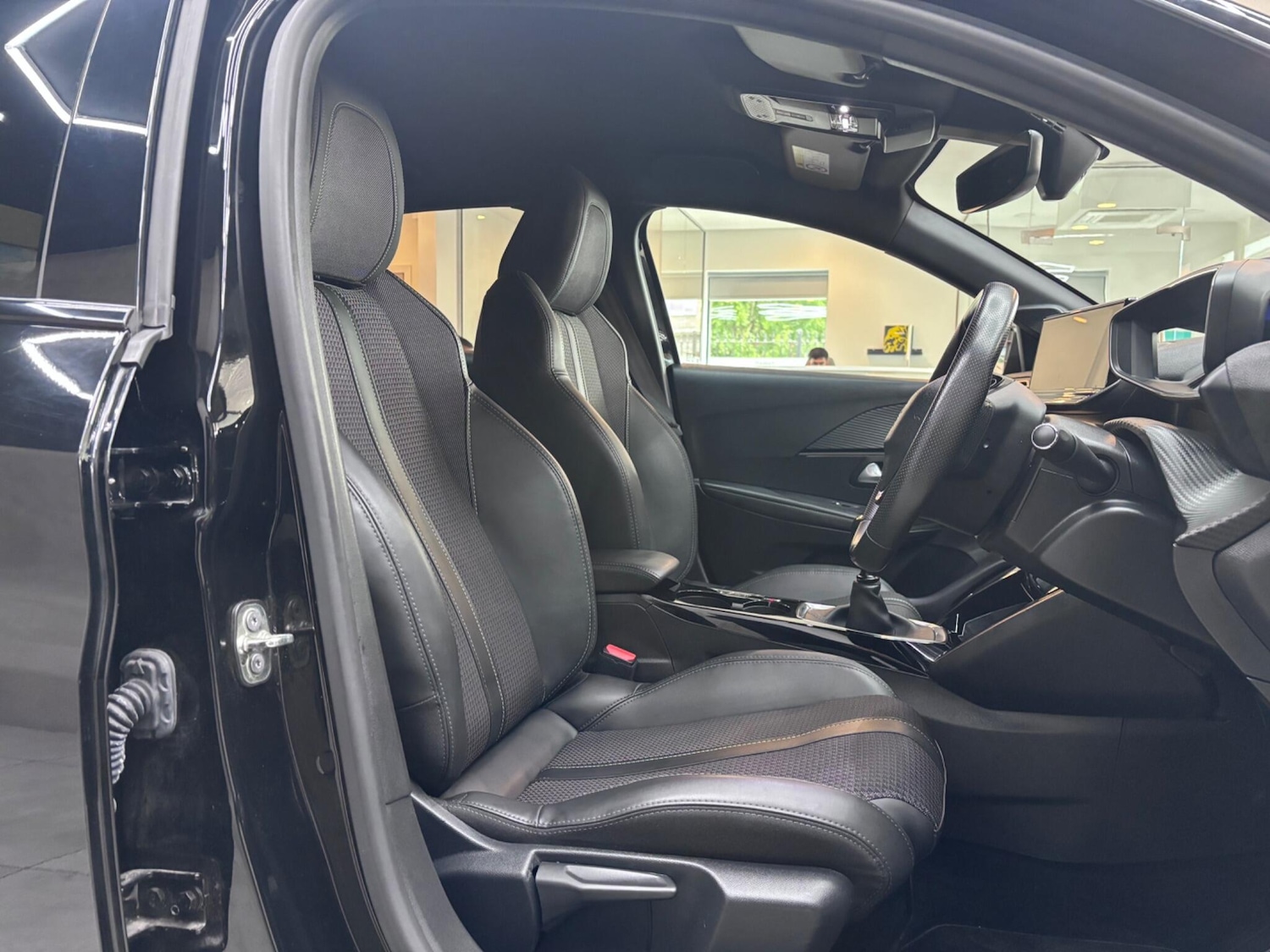 Used Peugeot 208 2023 for sale - 76381288: Photo 41