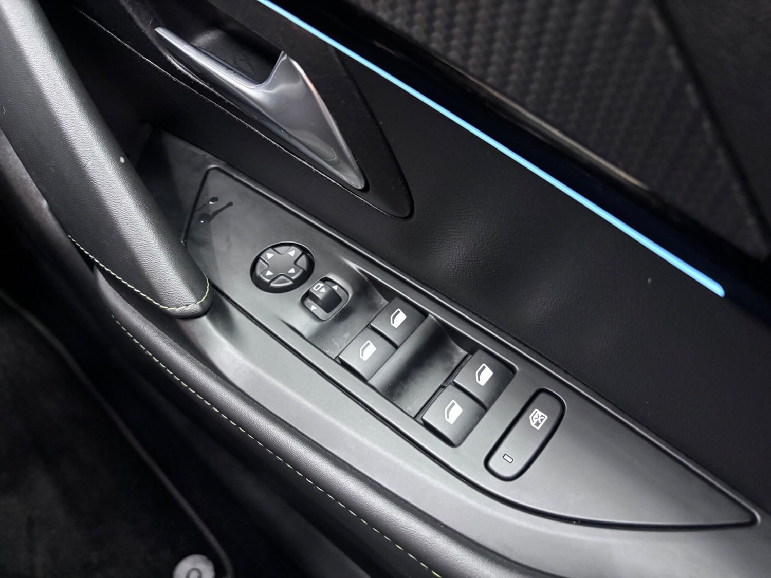 Used Peugeot 208 2023 for sale - 76381288: Photo 65