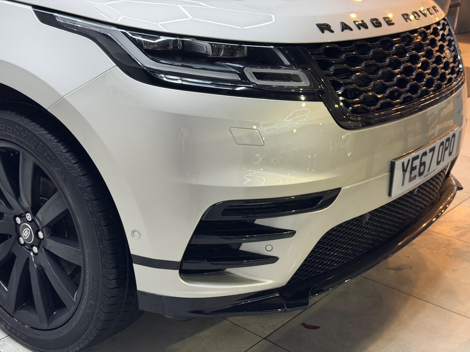 Used Land Rover Range Rover Velar 2017 for sale - 76992985: Photo 30
